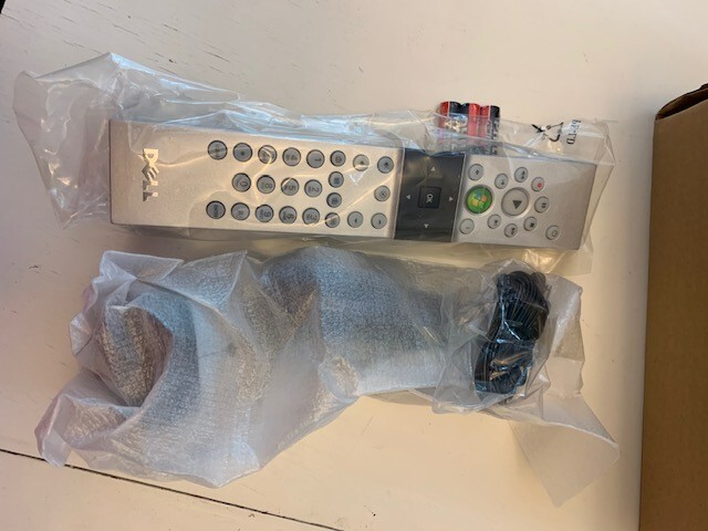 New DELL PC Computer Remote Control OMR268 Complete Set 2010
