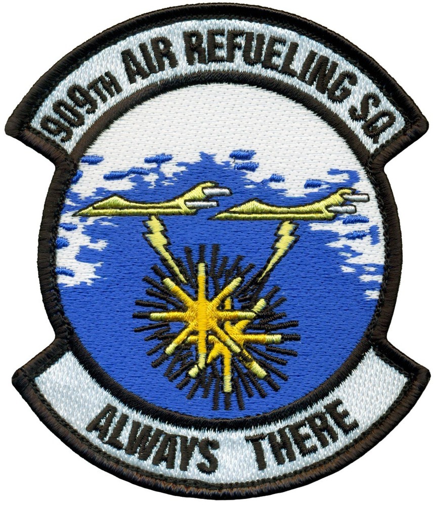 USAF  909th AIR REFUELING SQUADRON PATCH