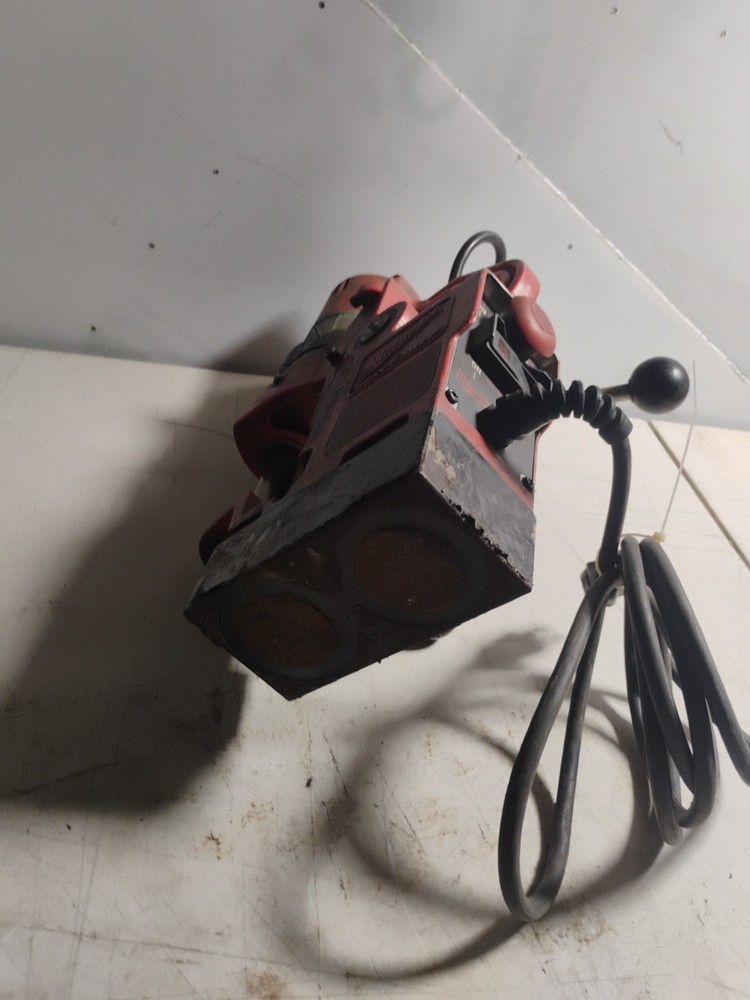MILWAUKEE 4270-20 COMPACT ELECTROMAGNETIC DRILL PRESS MACHINE 120V