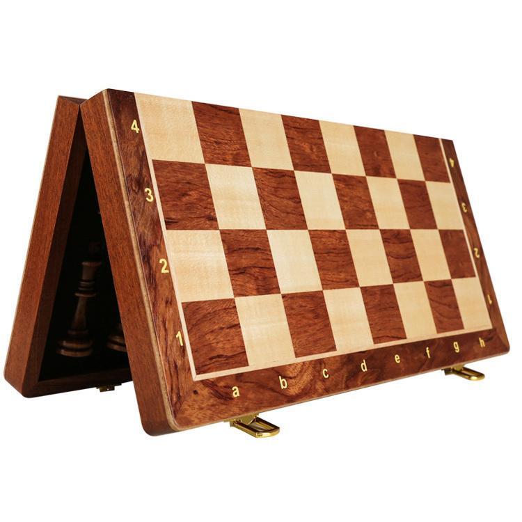 Classic Wooden Chess Set – Handcrafted Walnut Pieces & Foldable Board