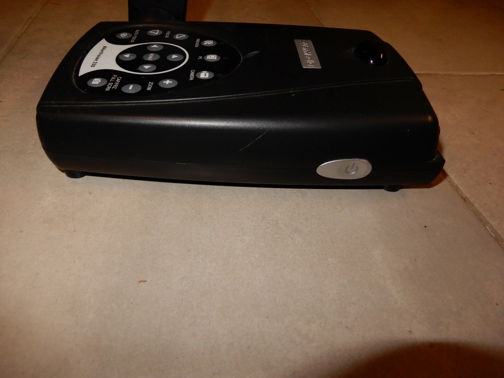 AVERMEDIA AVERVISION 330 PORTABLE DOCUMENT CAMERA PROJECTOR