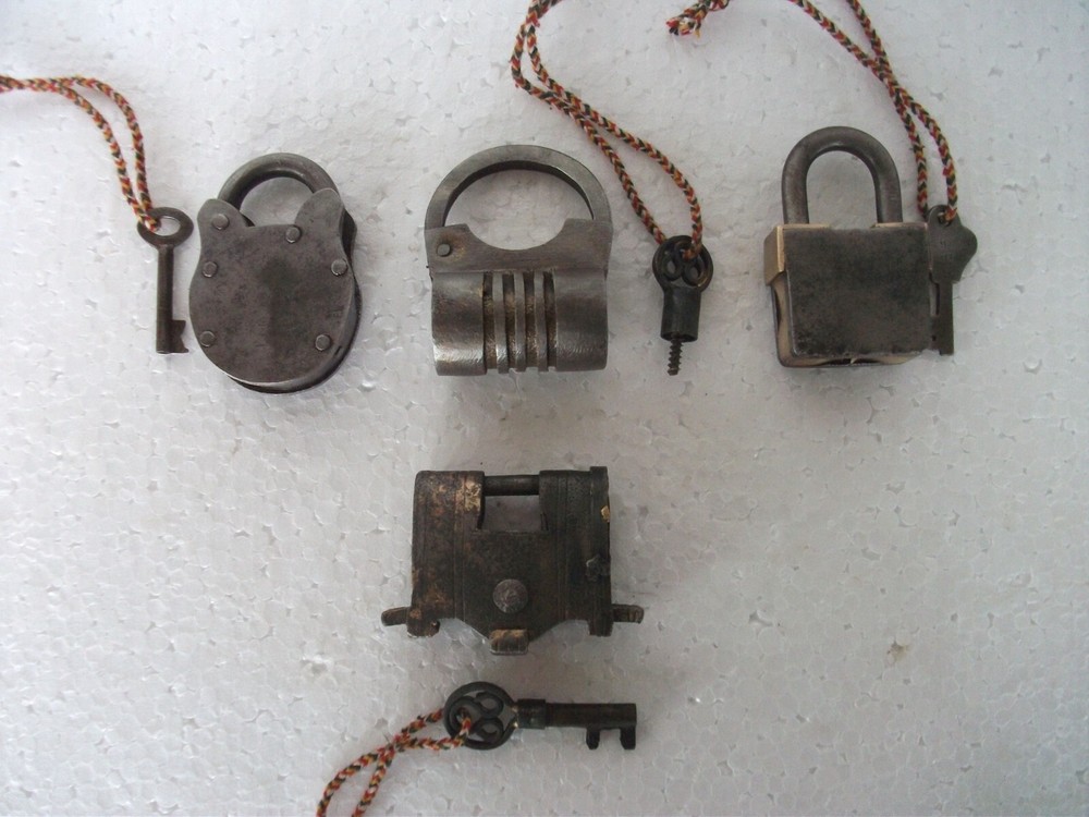 4 Pc Vintage Iron Different Shape Solid Handcrafted Heavy Padlock