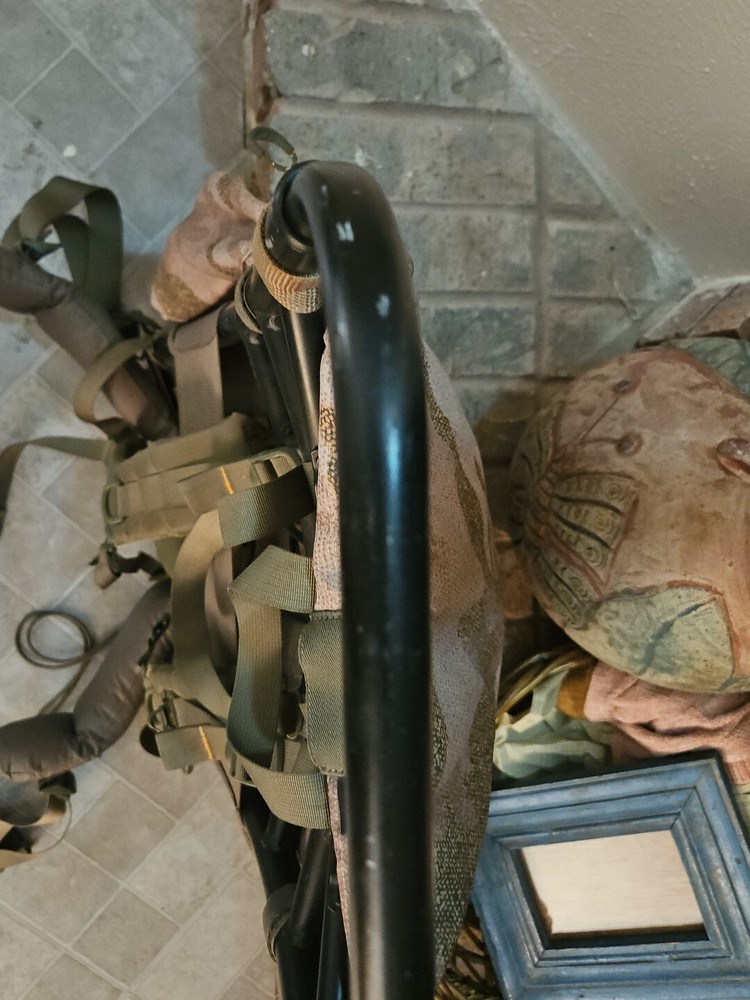 Cabelas Alaskan Camouflage H20 External Frame & Backpack Great Condition