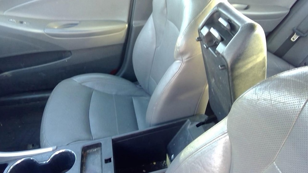 Used A/C Selector Switch fits: 2012 Hyundai Sonata w/navigation automatic temper