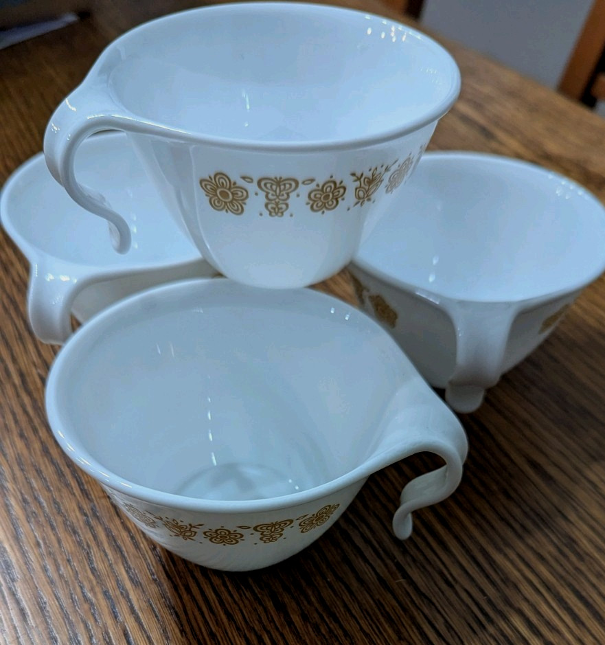 4 Corning Corelle ~Butterfly Gold~ Hook Handle Flat Cups Never Used