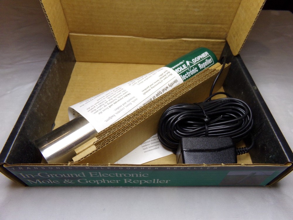 Weitech Transonic Mole/Gopher Repeller. In Ground Electronic. New in Box. NOS