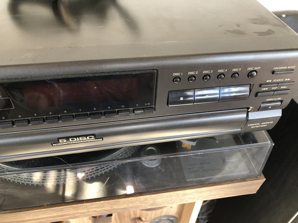 Technics SL-PD888 5 CD Compact Disc Carousel Changer. Tested Working.