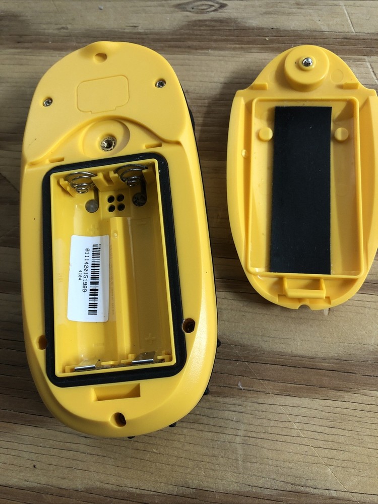 Magellan Explorist 200 Handheld Portable GPS Navigation System With Case