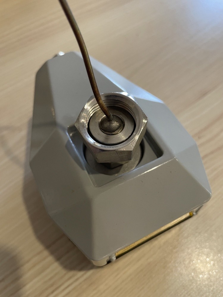Hermetic Thermostat T30
