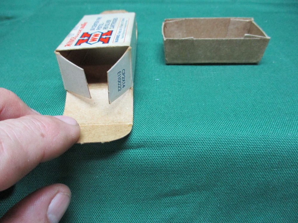 Vintage WInchester Western WW 25 Auto, Ammo Box, (Empty)