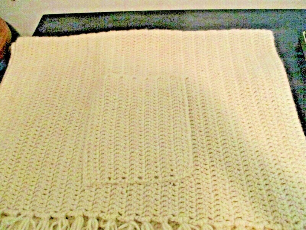 Crochet Couch runner with pockets, 64 x 22 - Double Pockets - Ivory