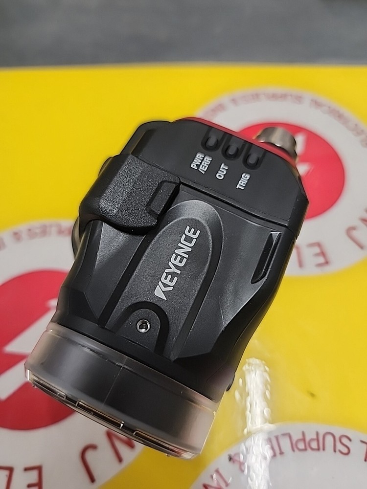 Keyence IV-500MA Monochrome Automatic Focus Sensor IV Series