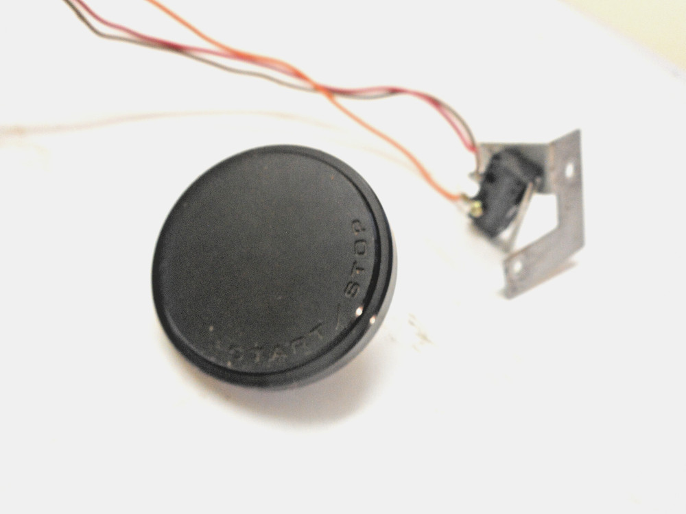 NUMARK TURNTABLE TT1400 - START/STOP KNOB - PARTING OUT