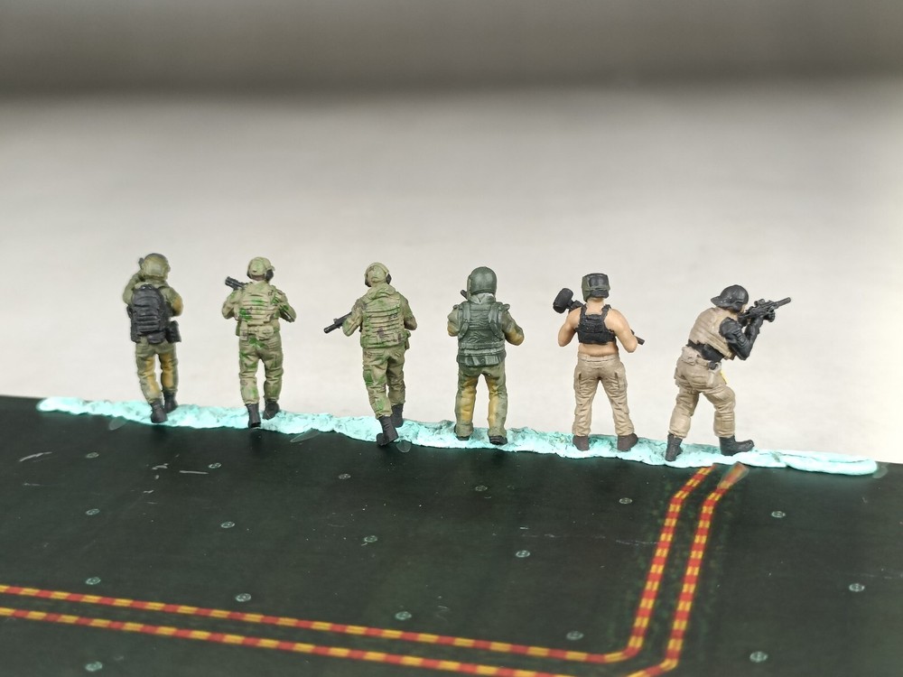 1/72 Built and Painted Russian Wagner Assault Team 6 Figures Model