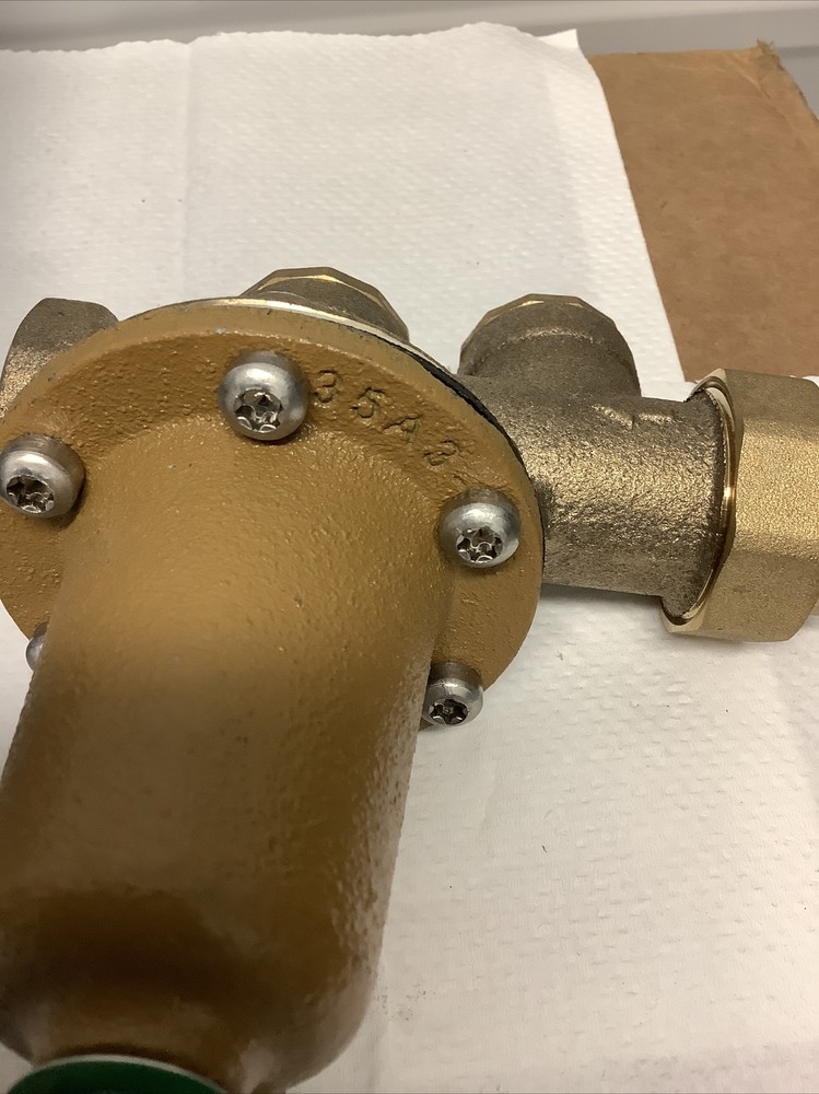 Watts Water Pressure Reducing Valve 3/4” LF25AUB