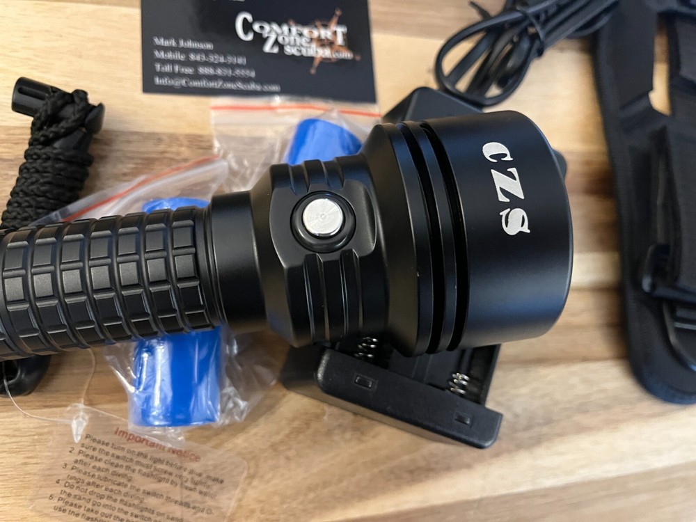 Comfort Zone Scuba CZS The Dive Master Light