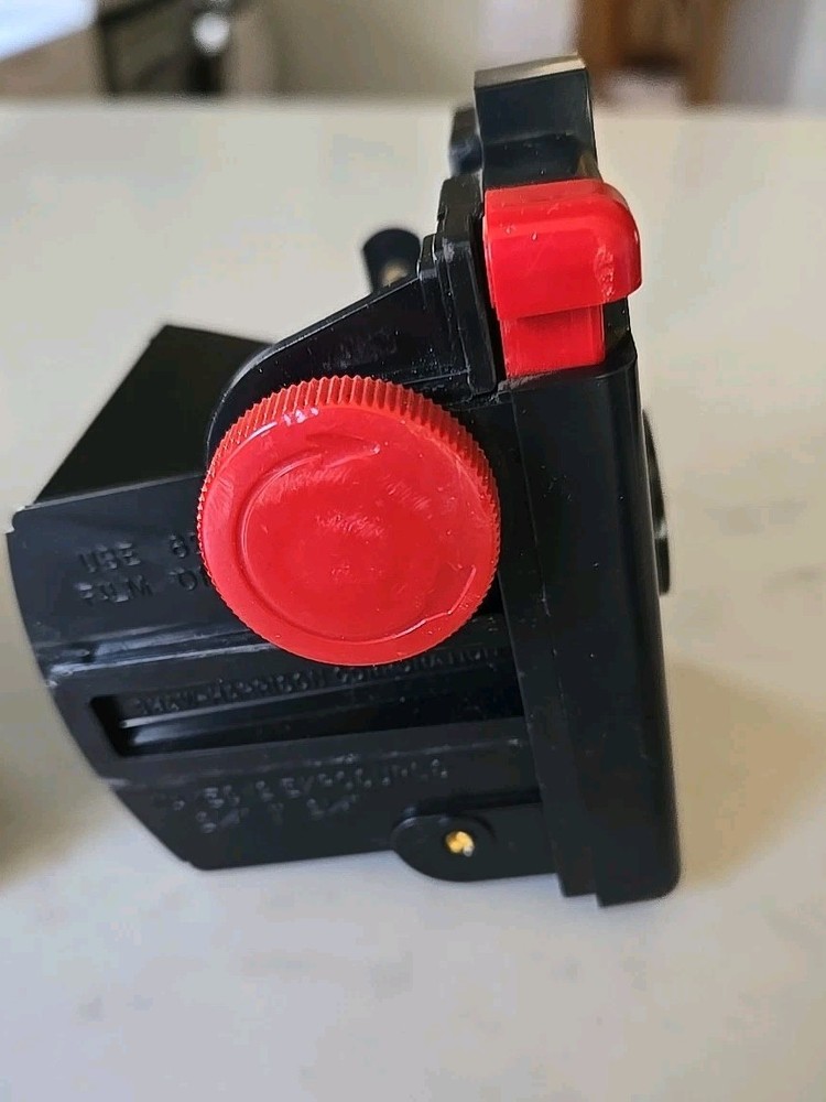 VINTAGE 1950s SABRE 620 CAMERA