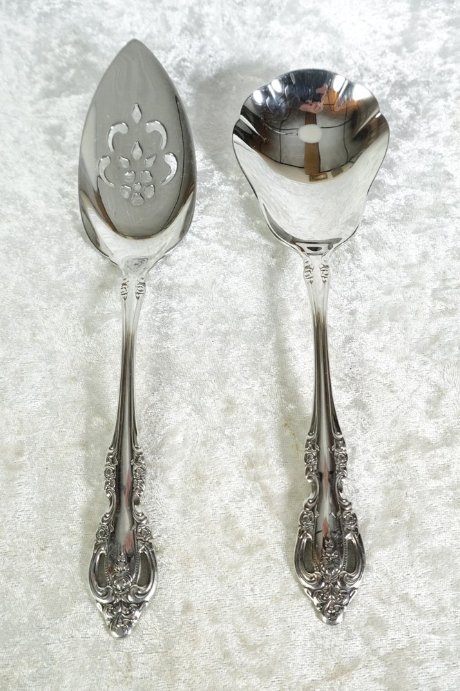 'Brahms' Stainless By Oneida Community 2 Pieces Pie Server & Casserole Spoon
