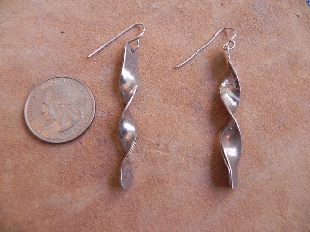 Twist Ribbon shape Sterling Silver dangle Earrings