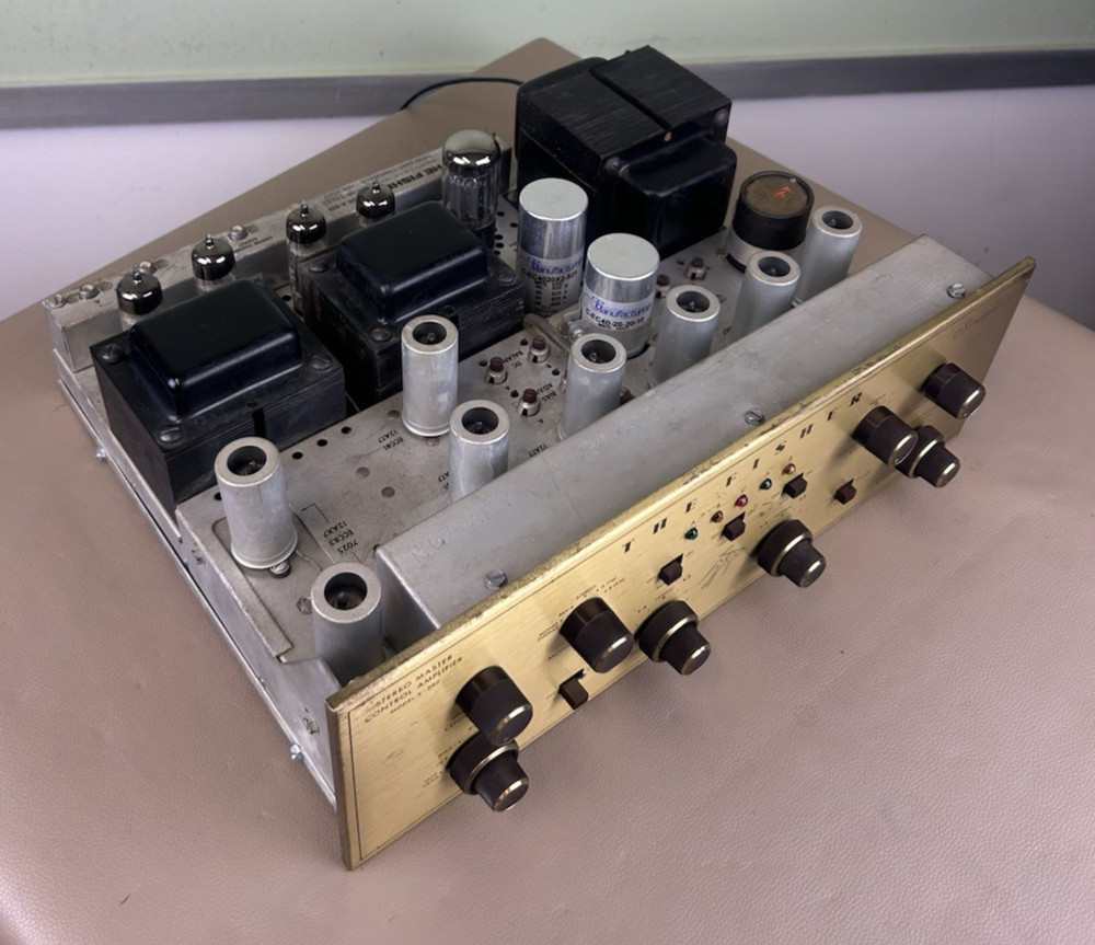 FISHER X-202 STEREO INTEGRATED AMPLIFIER NICE
