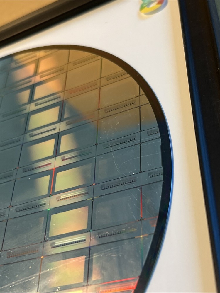 200mm pattern Silicon wafer Collection 735um Wafer Come With A Frame