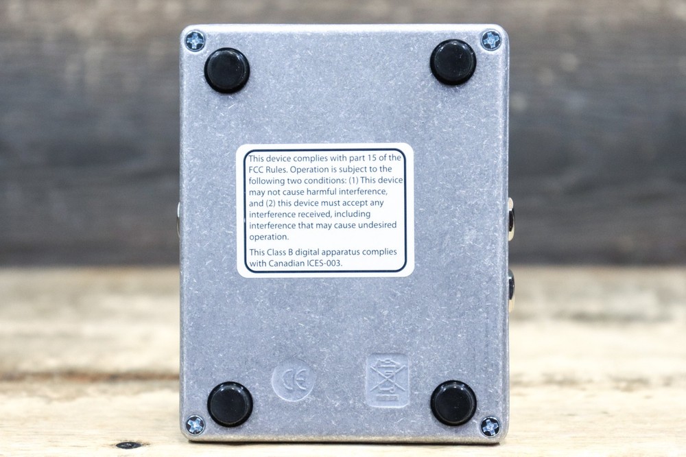 Electro-Harmonix Micro POG Polyphonic Octave Generator Compact Effect Pedal