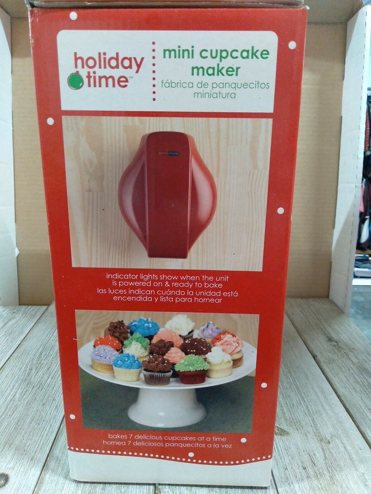 Holiday Time mini cupcake maker New in box.