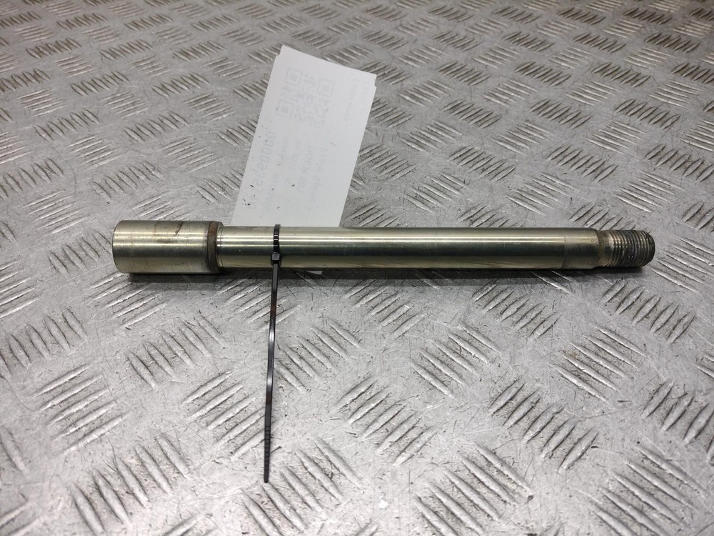 2015 TRIUMPH TIGER 800 XRx FRONT SPINDLE