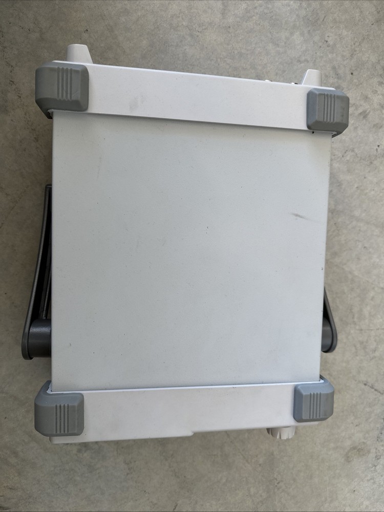 SIGLENT SDG1025 25MHz FUNCTION/ARBITRARY WAVEFORM GENERATOR 125 MSA/S