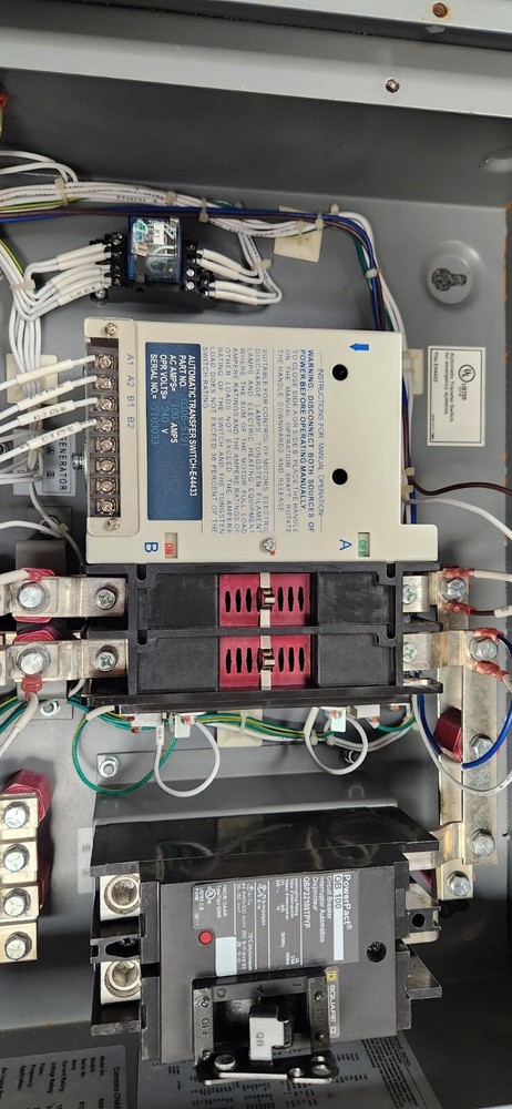 Cummins Onan RSS100-6868 100A 240VAC 1PH 2P Automatic Transfer Switch