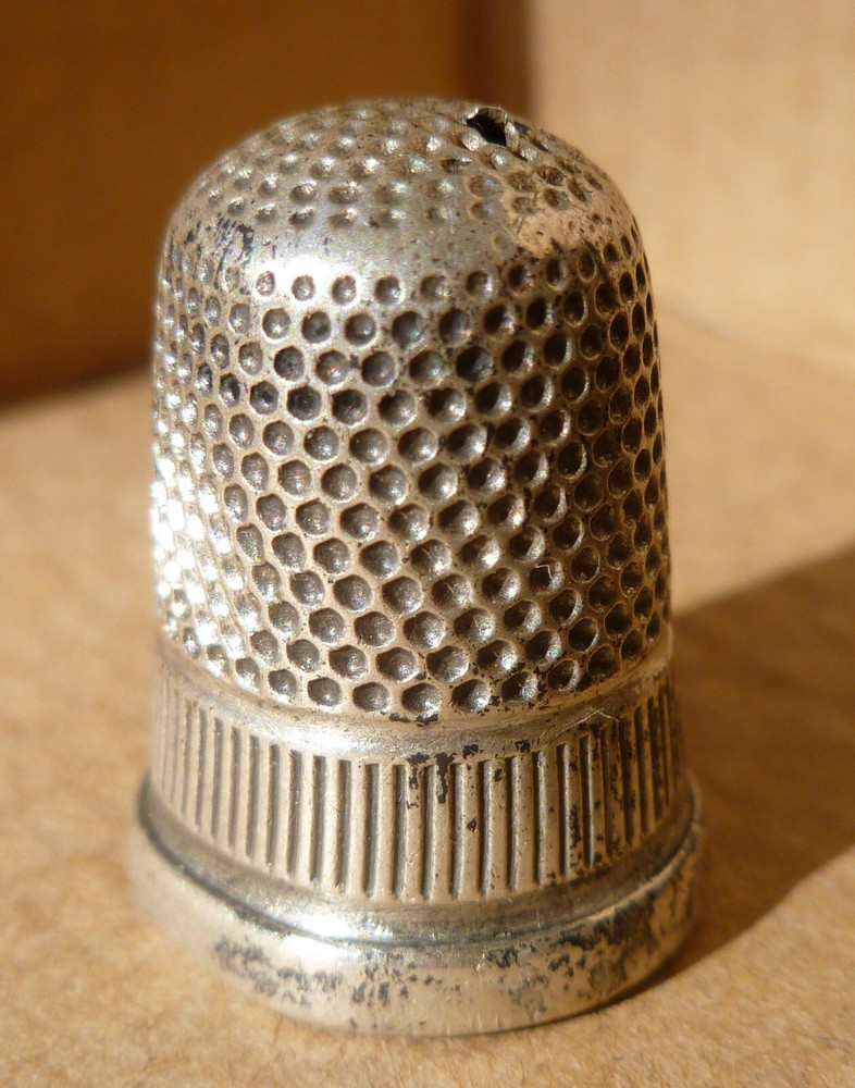 Sterling Silver Thimble CR&OP Chester England