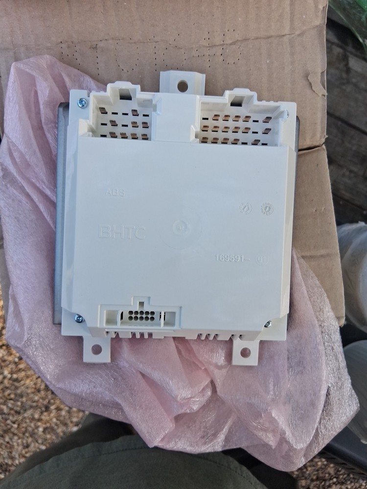 Volvo Climate Control Module AC/Heat Switch 24077084 OEM