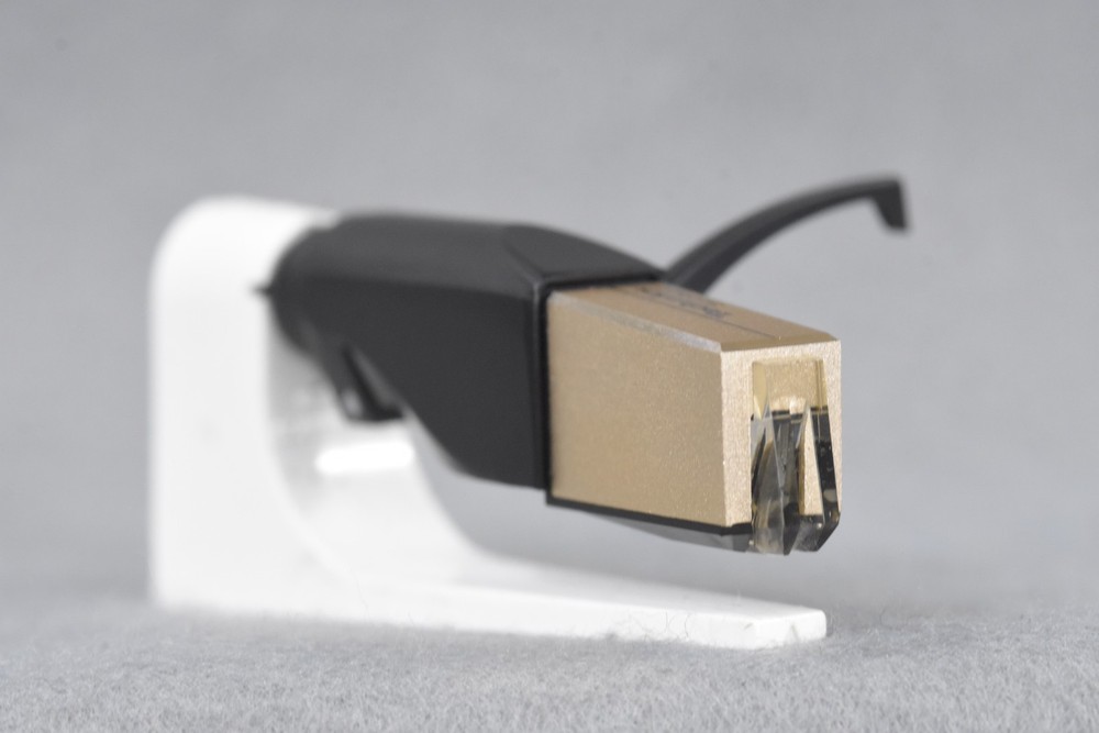 Technics 310MC Cartridge W/ Technics SH-90S Headshell Sold As Is [Junk]