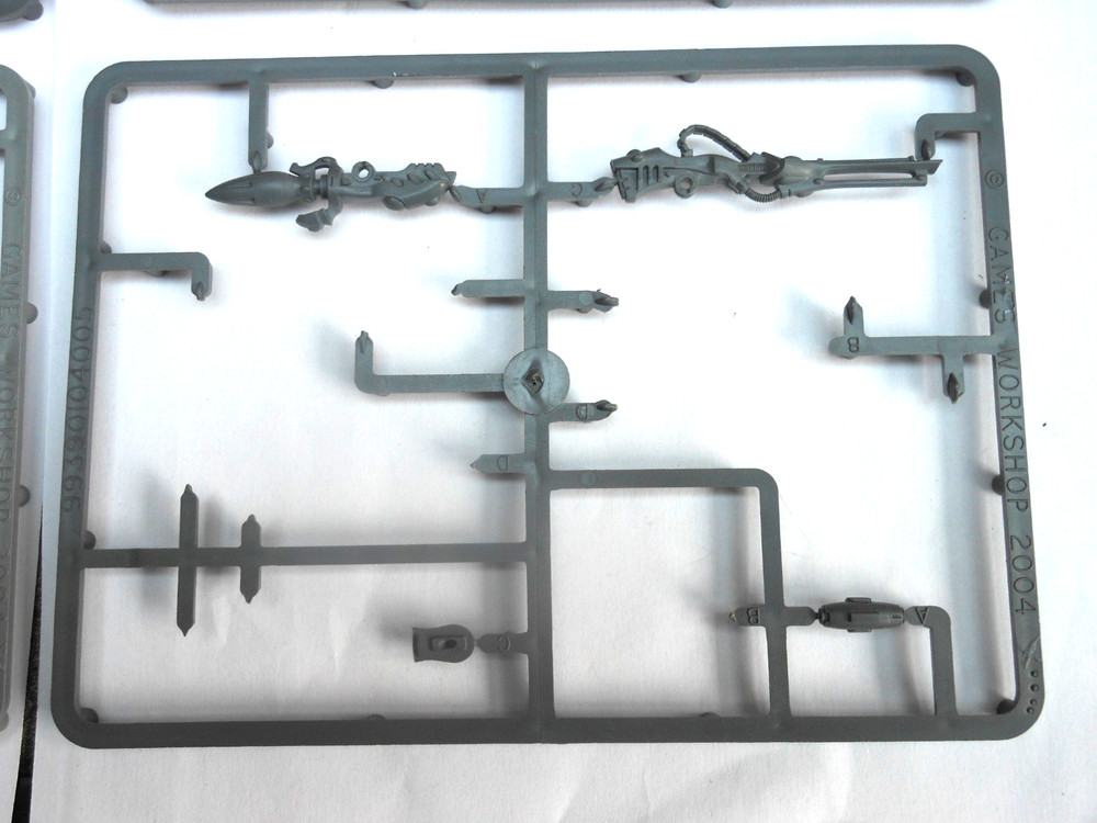 Warhammer 40k Eldar Heavy Weapons Bits incomplete sprues