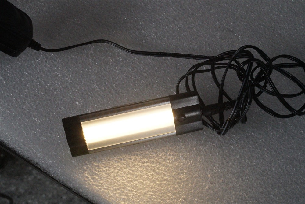Radionic ES-CA03-WW 4 Inch LED striplight, for undercabinet and task lighting