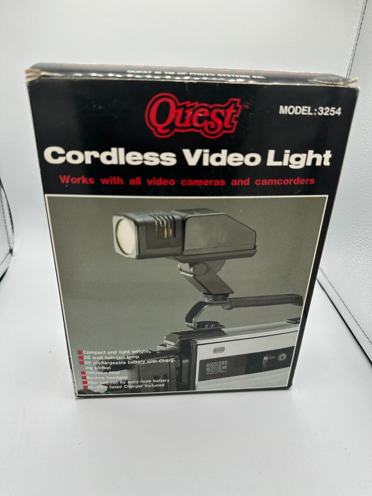 QUEST CORDLESS VIDEO LIGHT- MODEL 3254