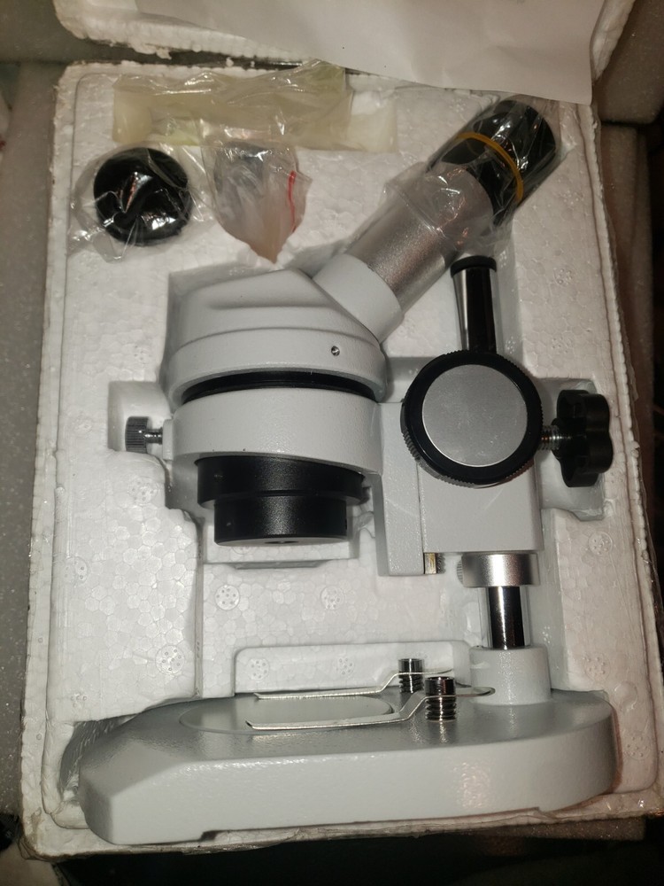 XDT-1 Stereo MICROSCOPE