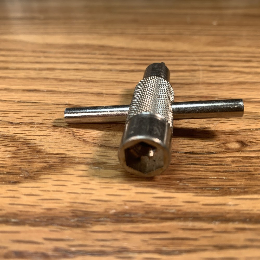 Chevrolet Distributor Tool