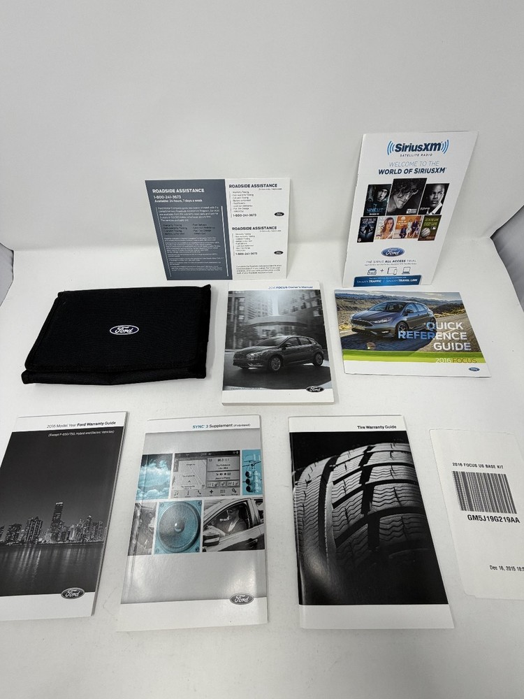 2016 Ford Focus Owners Manual OEM Complete Set