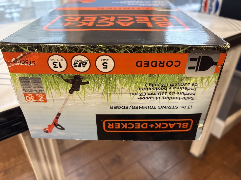 Black & Decker ST8600 5Amp Corded 13 In.String Trimmer/Edger