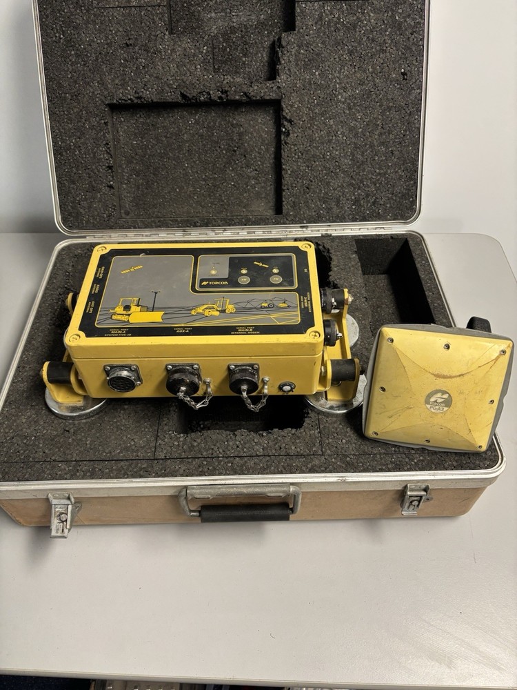 Topcon 9901 Machine Control Box & Pg-a3 Antenna