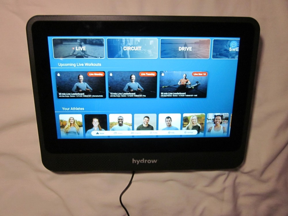 HYDROW TOUCH SCREEN MONITOR MODEL CVC15101