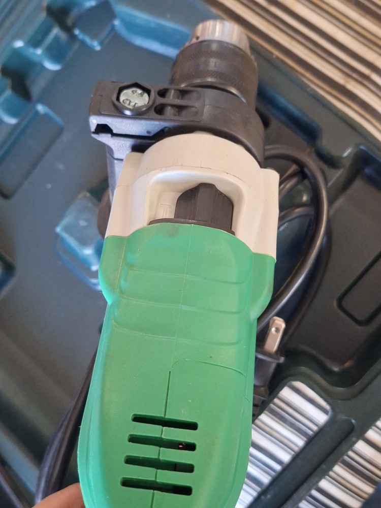 HITACHI DV 16VSS CORDED HAMMER DRILL (USED)
