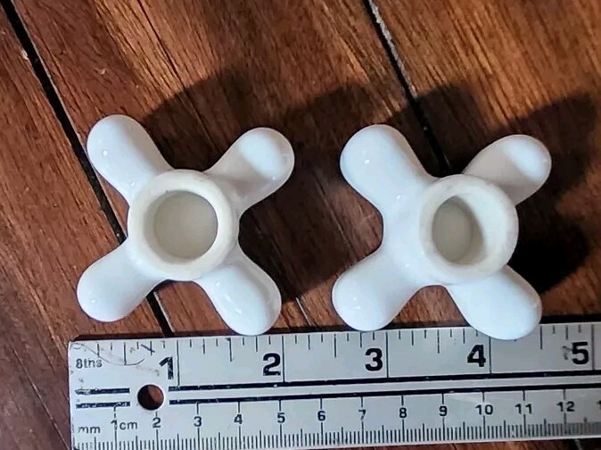 Porcelain HOT/ COLD Cross Bath/Sink Knobs Faucet Handle White Plumbing Replace