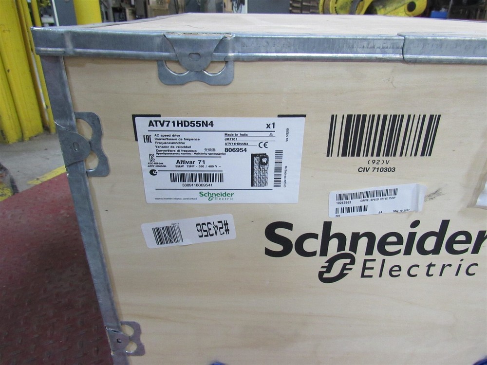 SCHNEIDER INVERTER ATV71HD55N4