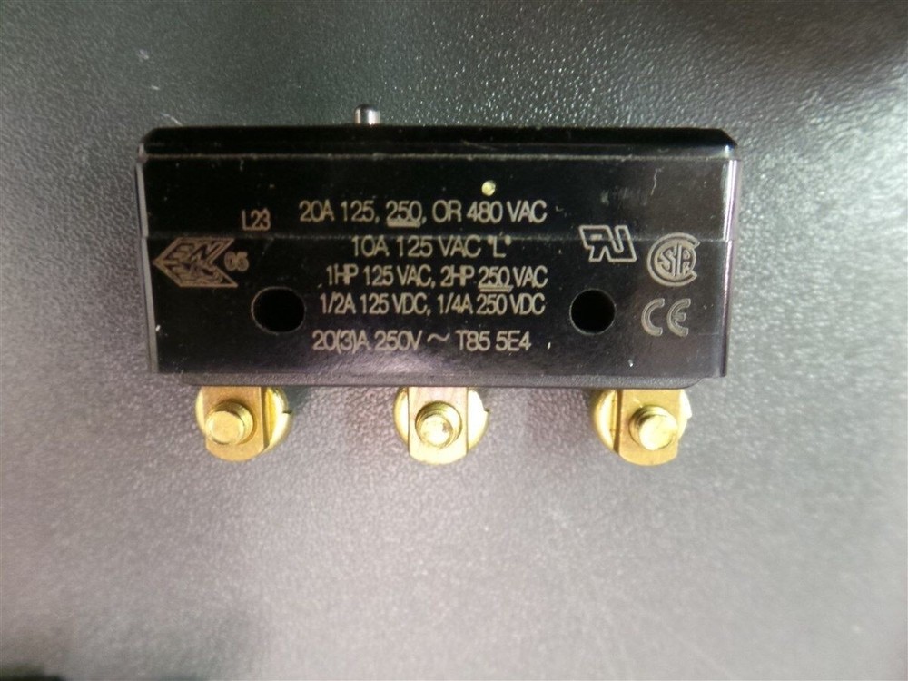 Micro Limit Switch Roller Hinge Lever Plunger Lot of 26