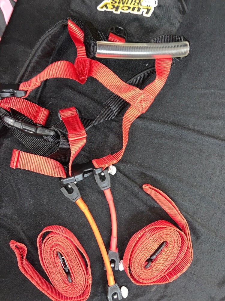 LUCKY BUMS SKI TRAINER Grip'n Guide Handle, Leashes & Backpack