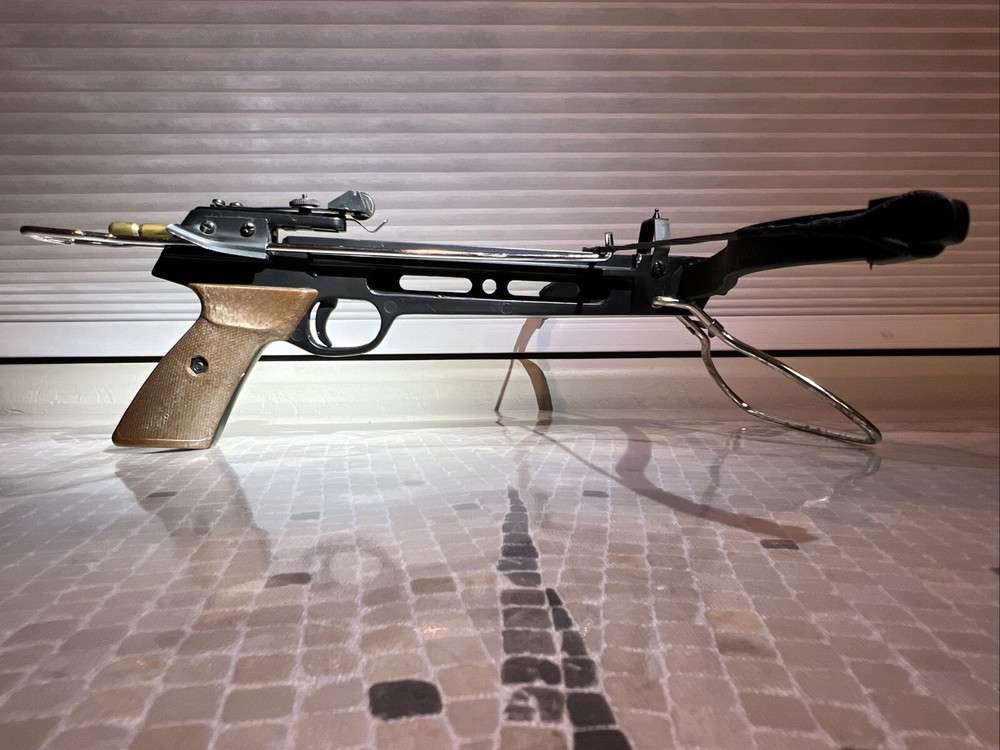 Cobra System Self-cocking Pistol Crossbow