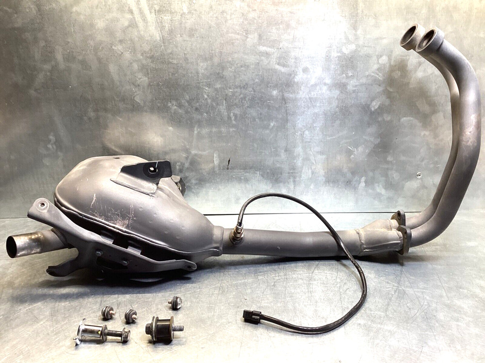 2015 Yamaha YZFR3 R3 Exhaust Pipe Header & Mounting Hardware