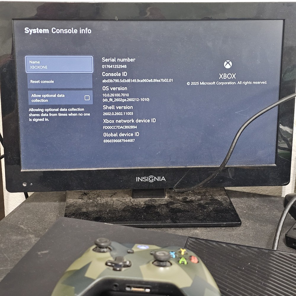 Microsoft Xbox One 1TB Original Console W/ Controller Tested 2 Game Bundle 1540